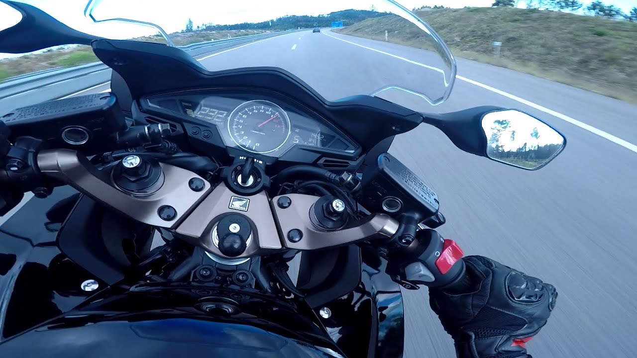 Honda VFR800F - Acceleration to 250km/h