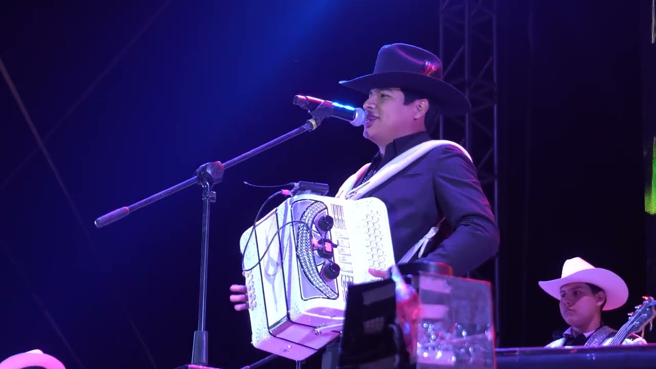 Alemi Bustos - En Vivo