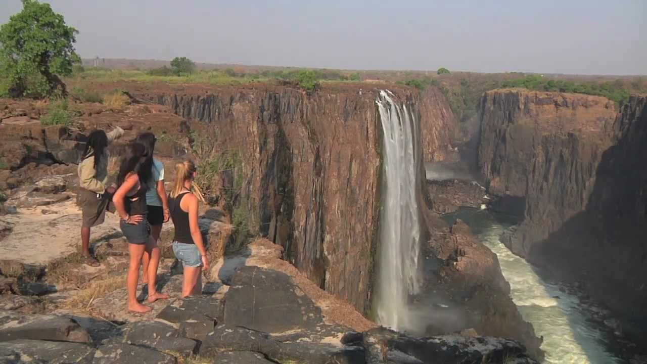 Girls defy death at Victoria Falls! Devils Pool, Livingstone Island