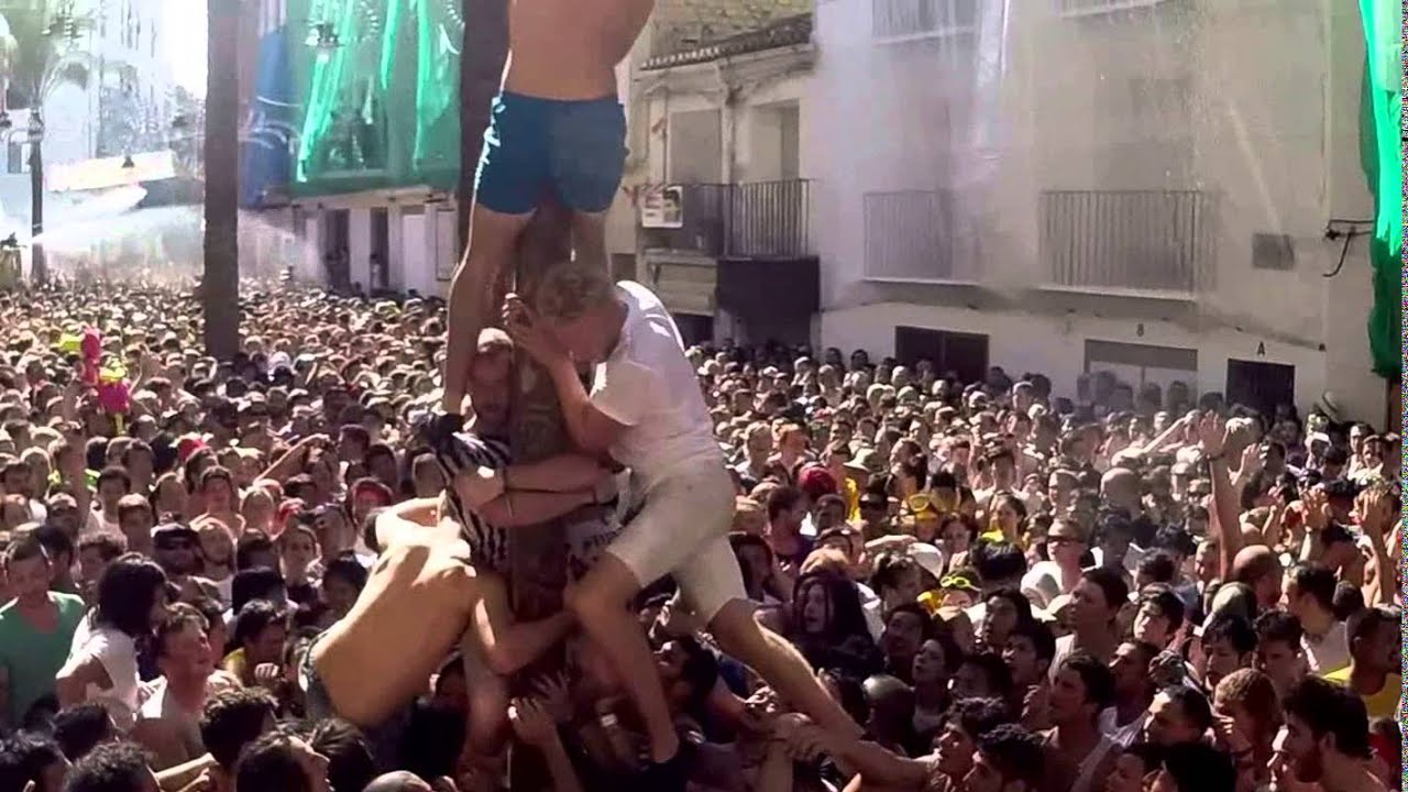 La Tomatina de Buñol 2014 [27]: El jamón finalmente se quedará en Buñol