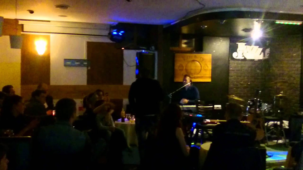 Arthe caf&eacute; - Skrapits Erik ( ex- no thanx)