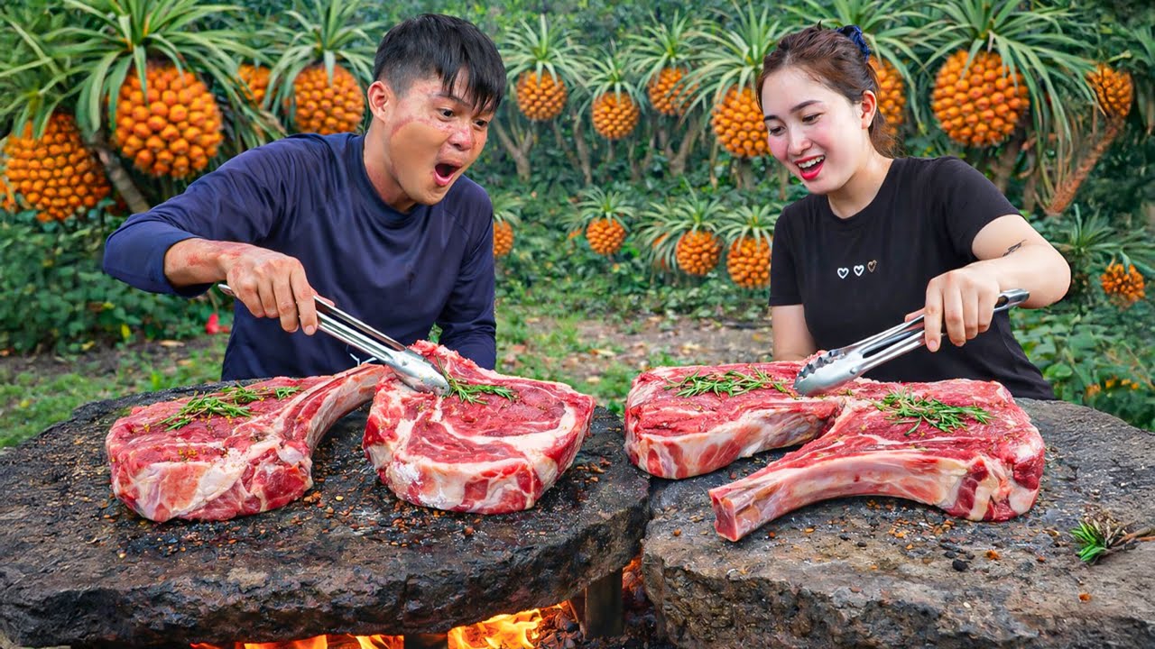 Harvesting Giant Tropical Fruit, Super Spicy Grilled Pork Ribs On Hot Stones | Life Off Grid