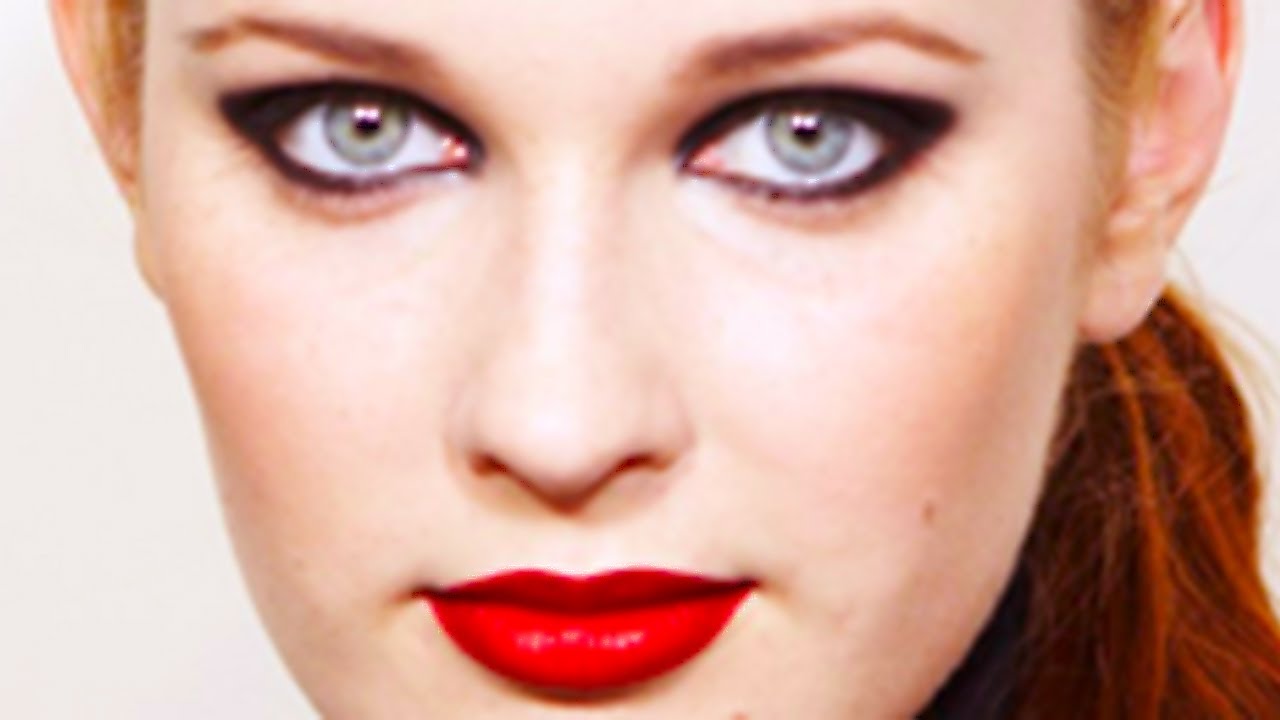 Gothic makeup
