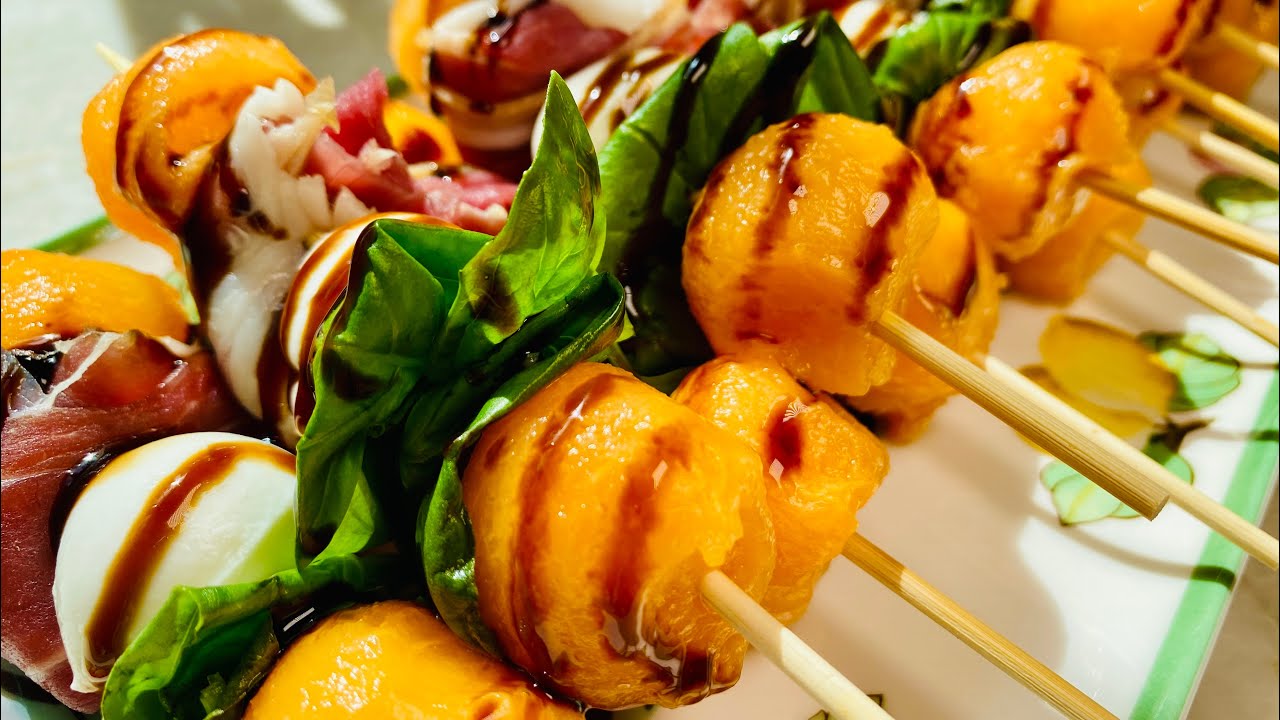 Melon prosciutto skewers    Appetizer