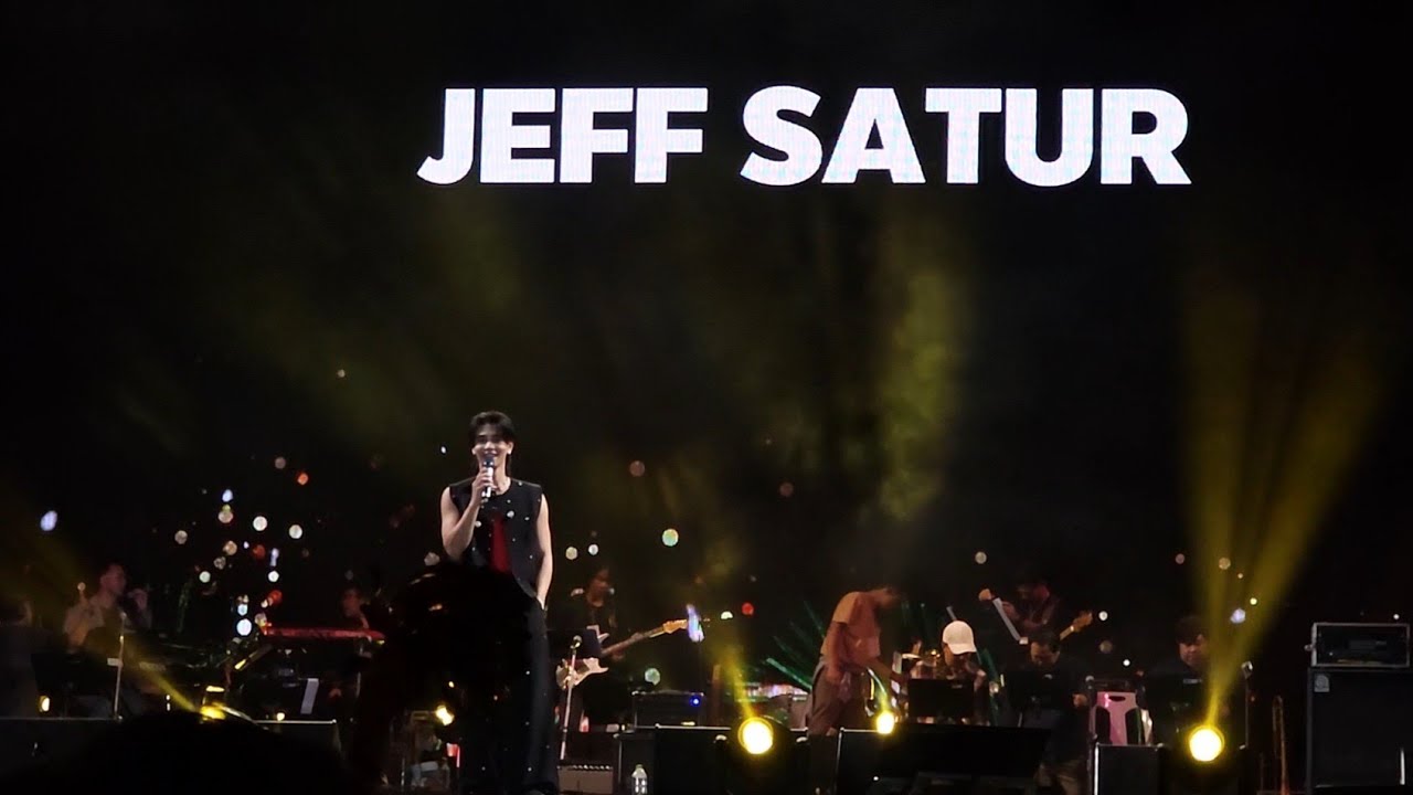 Jeff Satur @ BOYd + NOP FAMILY Christmas Fun Fest 2023 #BOYdNOPFAMILYxJeff