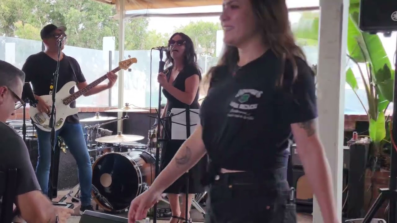 That Cover Band: &ldquo;Heatwave&rdquo;