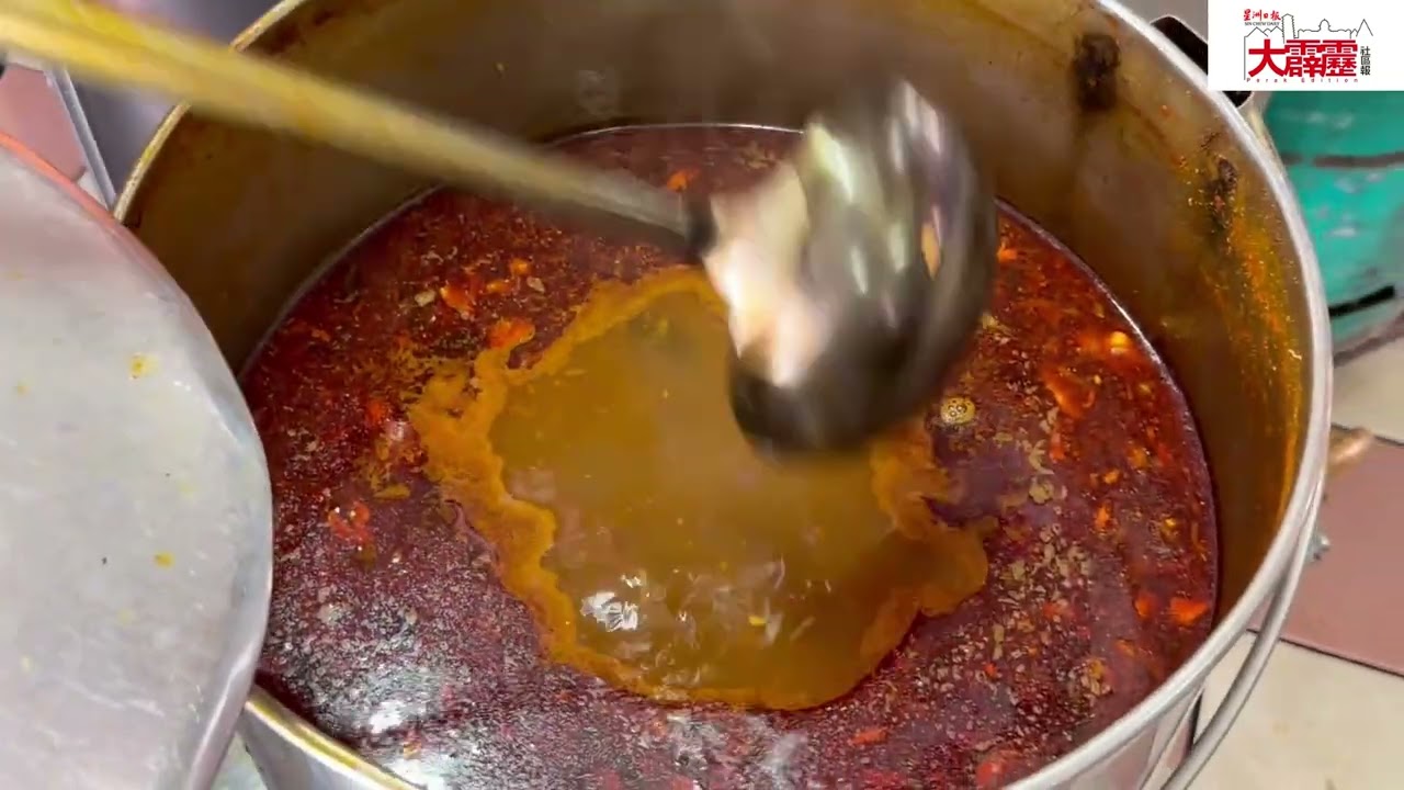 金鹰排骨猪肠腐皮亚叁叻沙 酸甜肉香好滋味