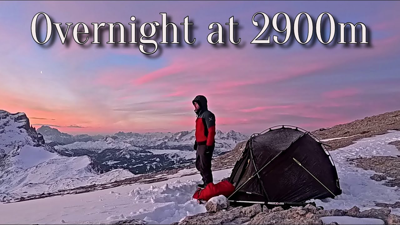 NOTTE in TENDA a 2900m nelle DOLOMITI | Una sfida INVERNALE | Winter Camping Overnight in Dolomites