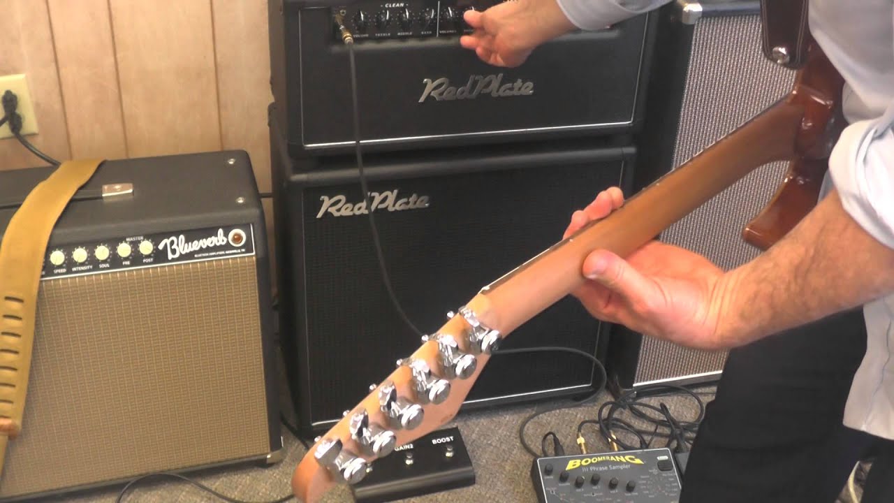 RedPlate Magica amp with Suhr Modern guitar