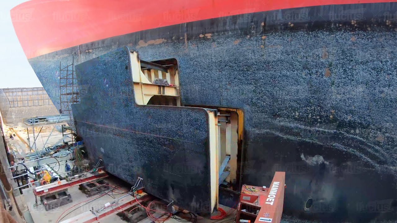 US Engineers Genius Idea to Save Massive $800 Million IceBreaker From Scrap