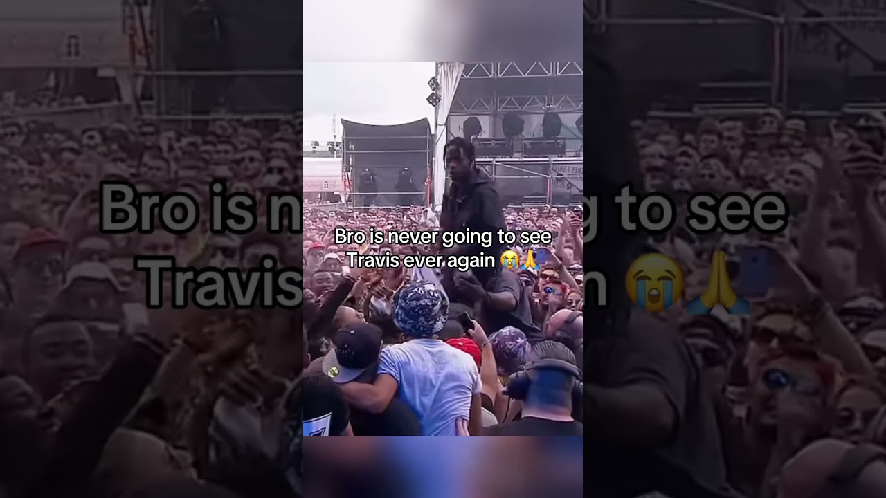 when a fan tried to steal #TravisScott’s shoes 😭🤣 #shorts
