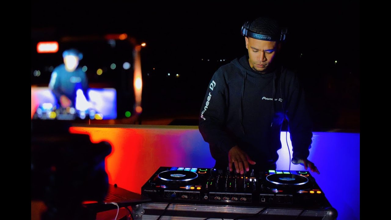 DJ TOY-WINTER LIVE MIX(Balcony Mix Part2)