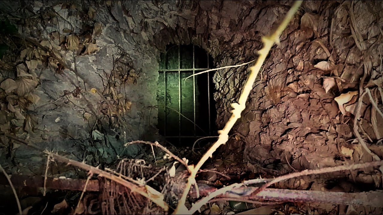 Ein kleines Abenteuer im verlassenen Burggarten | Exploring lost places