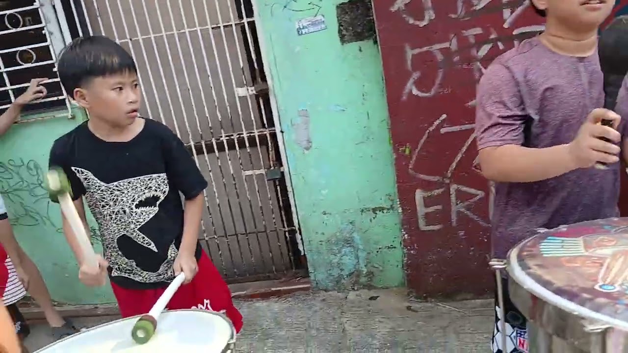 Chill lang sa Street 🥁 #drummer #drumbeaters #triboelbutchoy 