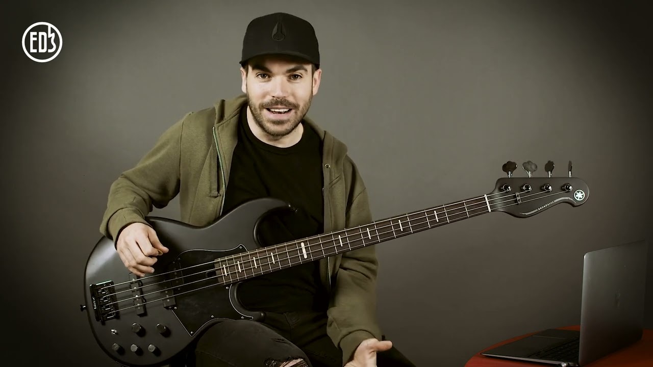 Ejercicio de Heavy Metal con el bajo eléctrico