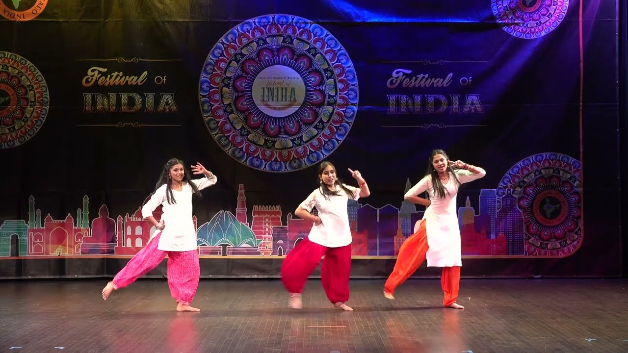 50  Indiawale Dance Performance