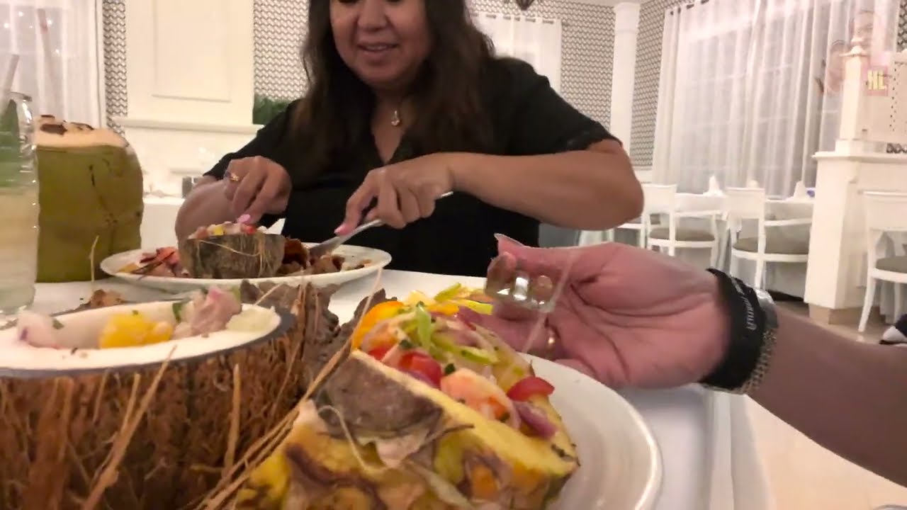 Buffet for breakfast and dinner at the Hotel