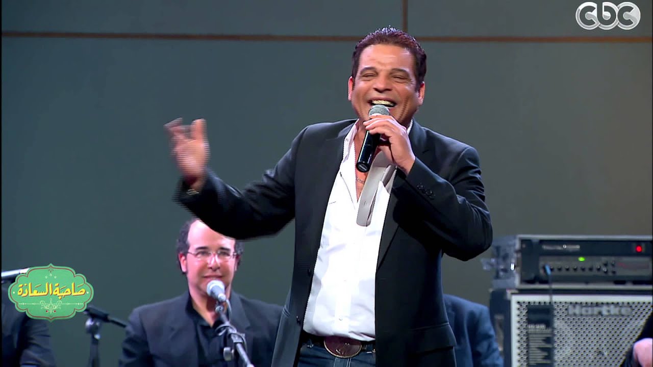 #صاحبة_السعادة | من جديد .. المطرب أحمد الشوكي يبدع في غناء - أعملك ايه