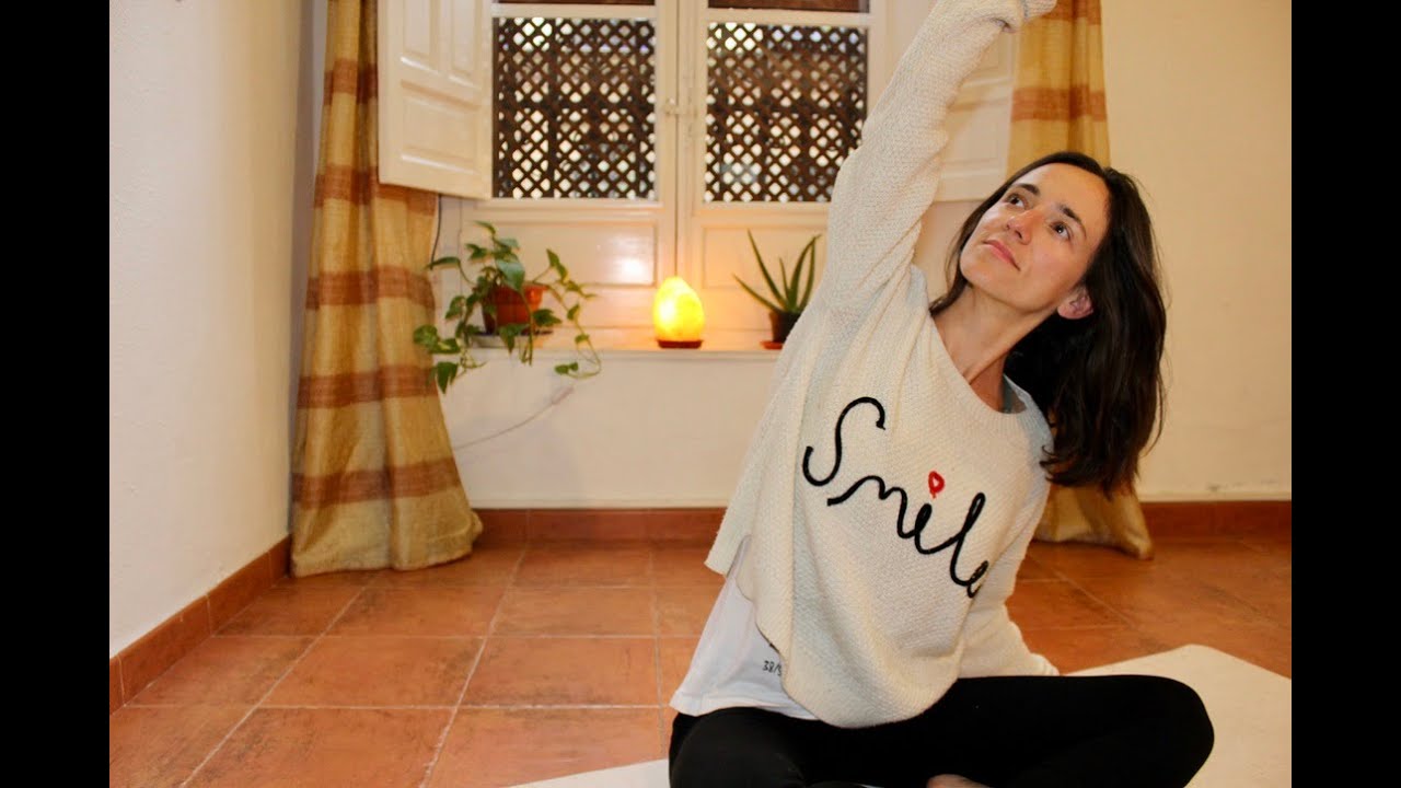 Yoga para Relajar y Fortalecer Hombros.