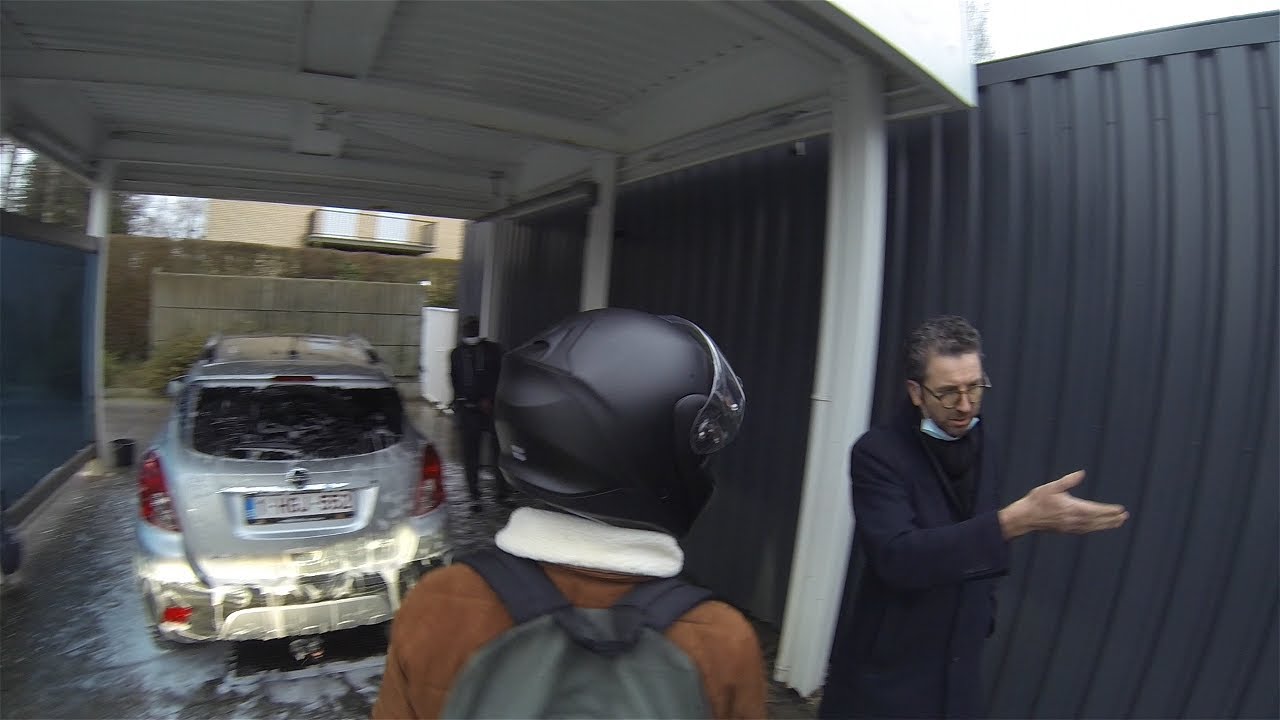 Trailbikers, paraglider en boze eigenaar van carwash! Ride #1