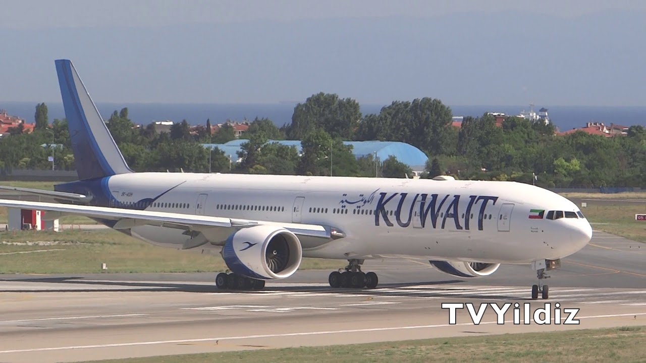 Kuwait Airways Boeing B777-300ER fast Take-off at Istanbul Atatürk Airport