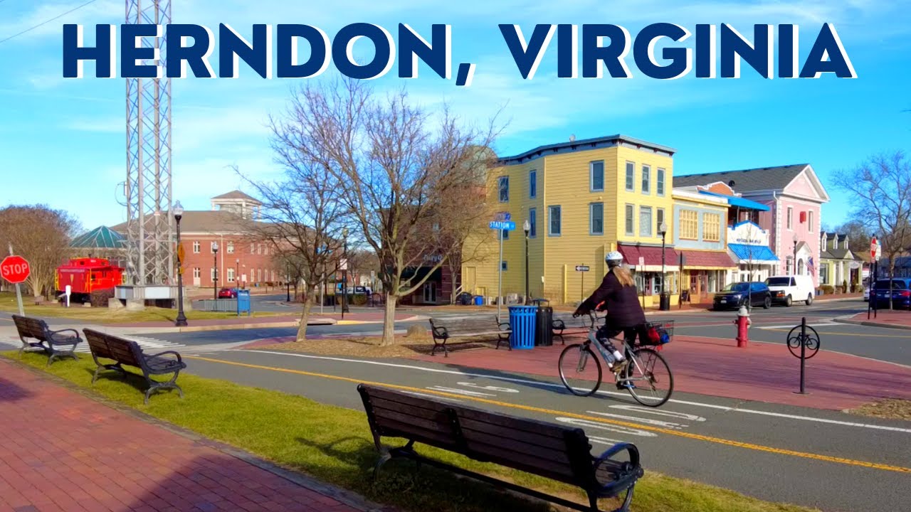 Living in Northern Virginia: Town of Herndon Walking Tour 🏘️ | W&OD Trail, Anita's 🚴‍♀️ January 2023