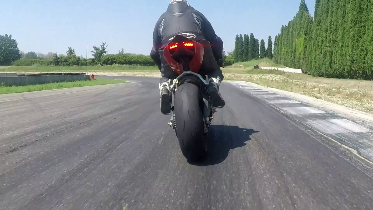 Motodromo Castelletto 4° turno 28/05/2017 con caduta in finale. kawasaki 636 03 powered by Marza :)