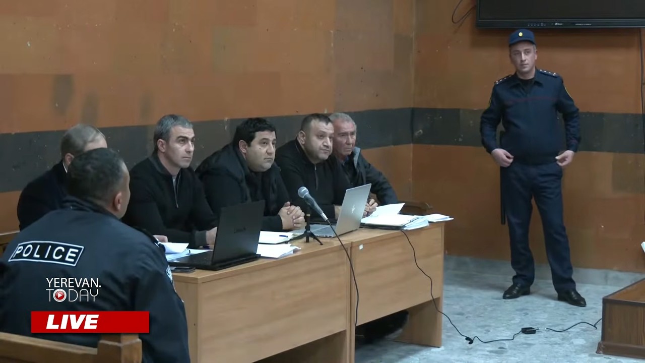 ԱՅՍ ՊԱՀԻՆ | ՈւՂԻՂ | Դատական նիստ՝ Կաթողիկոսի կալանավորված եղբոր և նրա որդու գործով