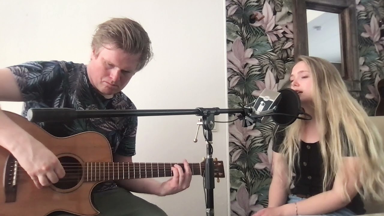 Love Of My Life - Queen (Michael & Janneke acoustic cover)
