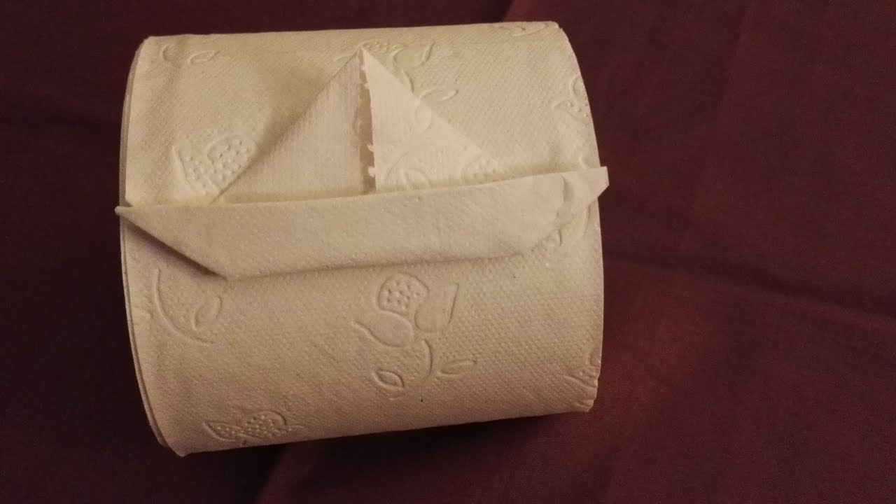 Toilettenpapier falten Origami Segelboot falten