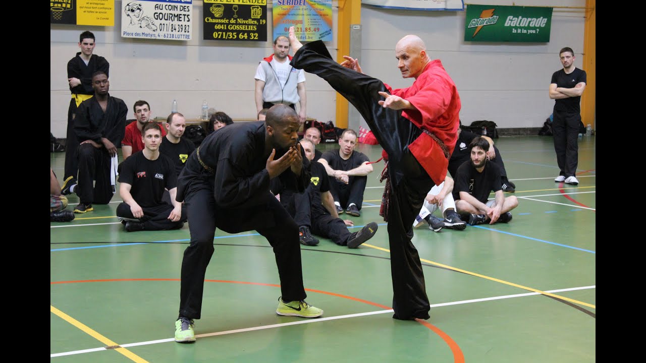 PENCHAK SILAT : des frappes rapides et puissantes !
