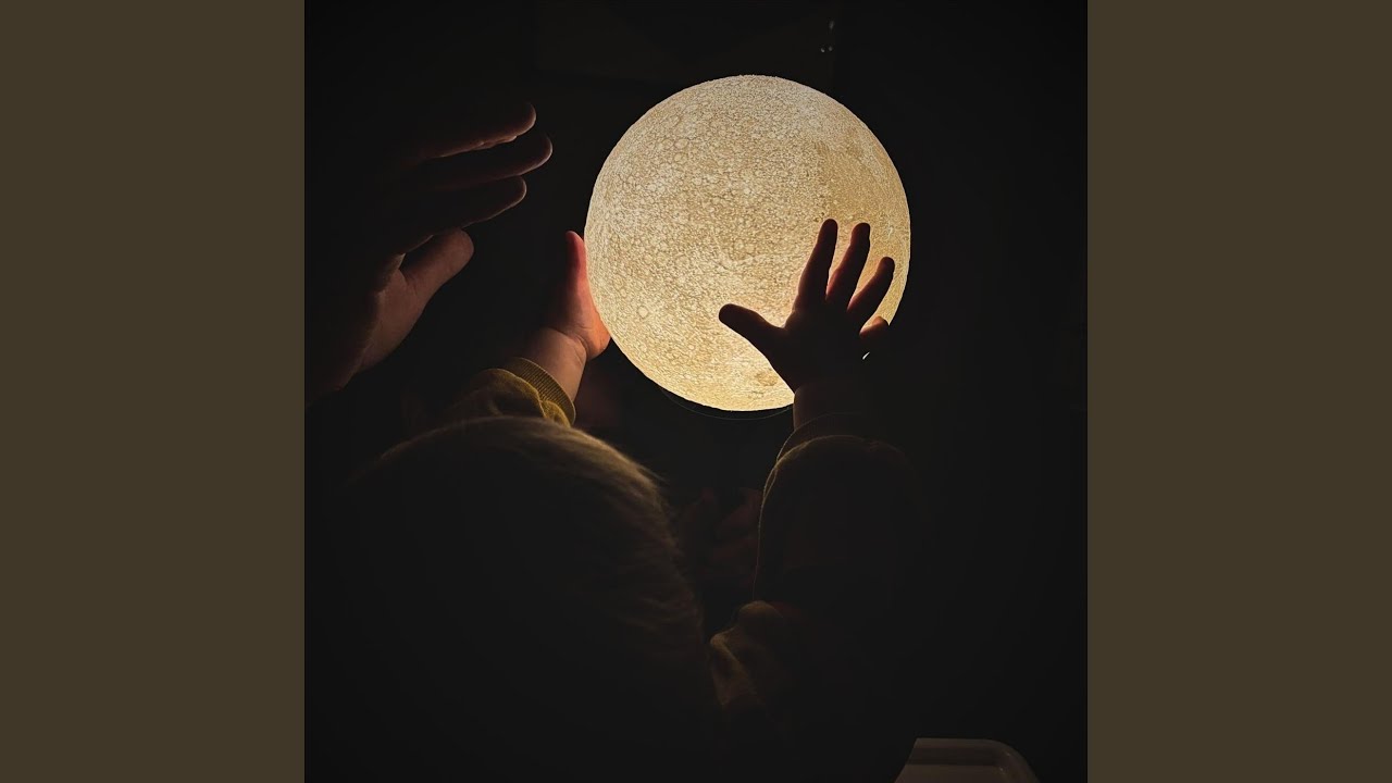 My Baby Loves the Moon