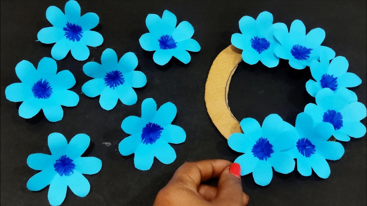 chart decoration/chart paper se design/cardboard crafts/class room decorating ideas