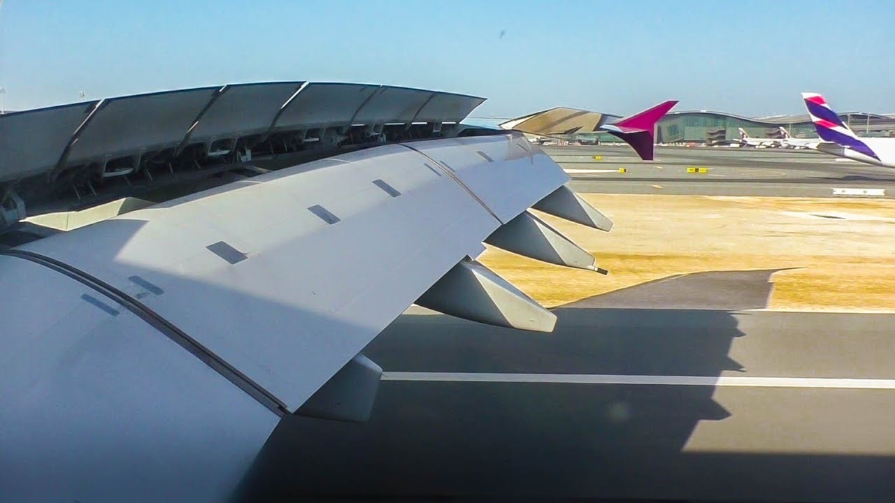 Massive wing! A380 Qatar Airways landing in Doha airport