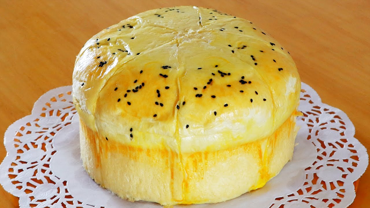 一碗面粉三颗鸡蛋，教你不用烤箱做面包，轻松揉出手套膜，柔软拉丝，比买的还香【海娟美食】