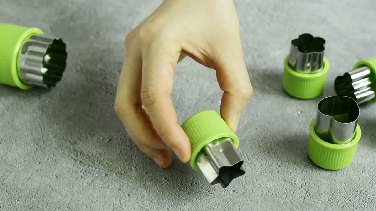 Max K Vegetable Shape Cutters/Cookie Cutters, Set of 9