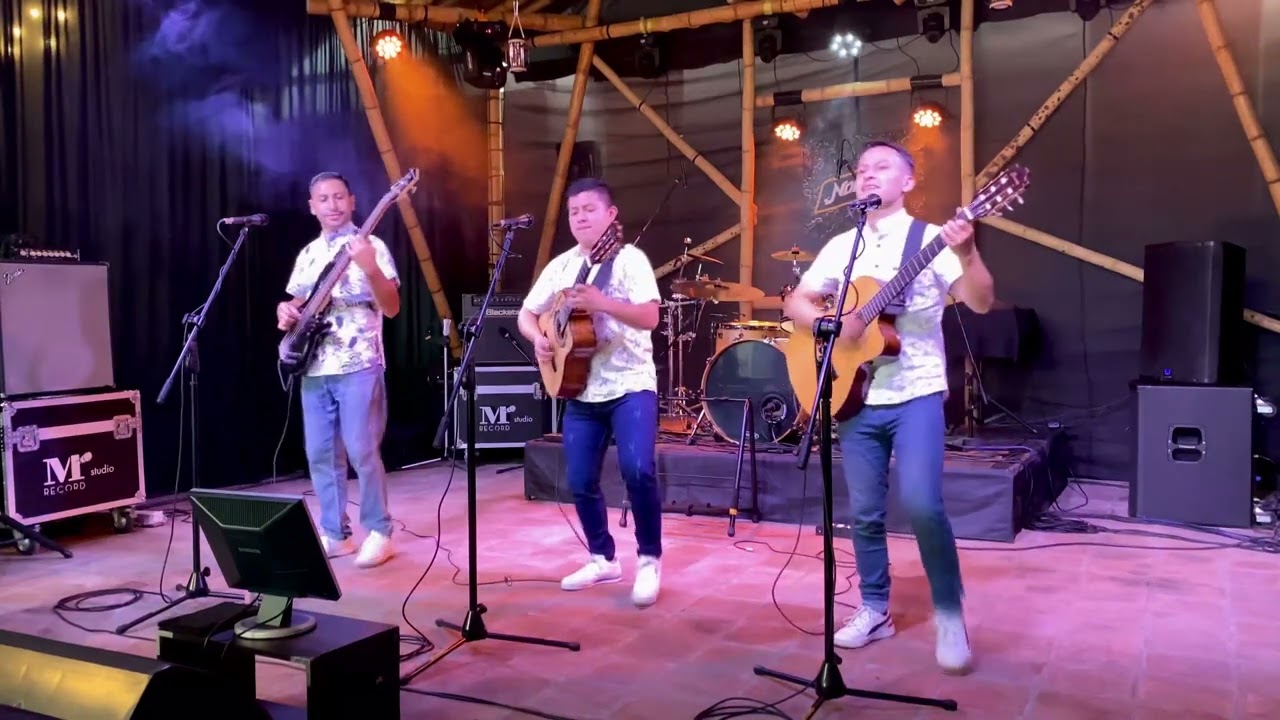 El Canelazo - Son 3 ft El requinto Baldeón