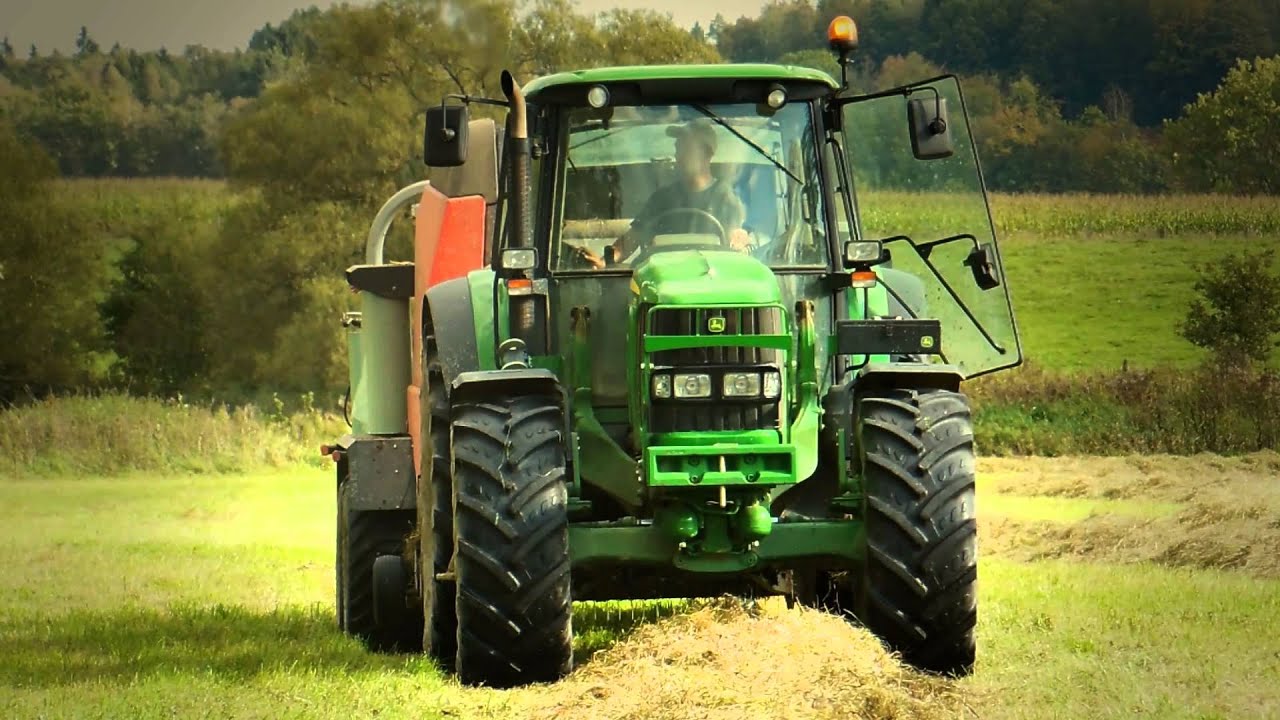 John Deere 6830 - Kuhn VBP 2160 - Pressage 2014 [HD]