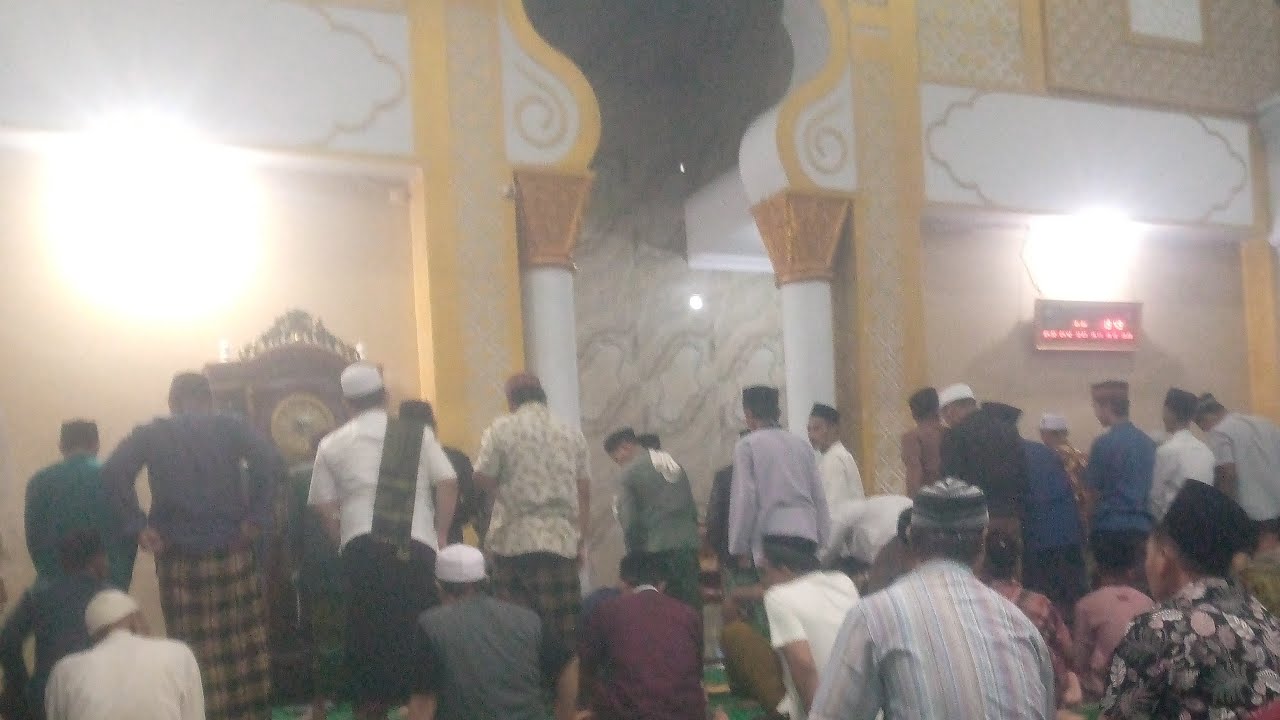TARAWIH MALAM KE 12