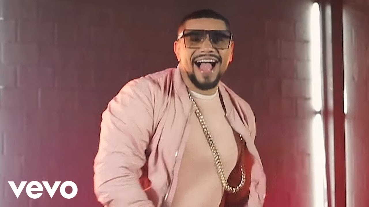 Naldo Benny - Emba&ccedil;ar O Vidro ft. Simone & Simaria