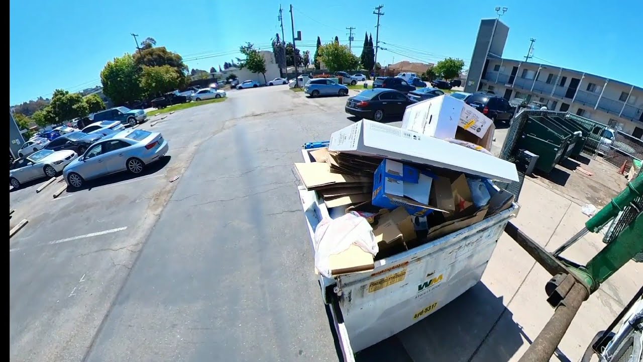 Waste Management Autocar/Heil Freedom half pack garbage truck dumping bins 54