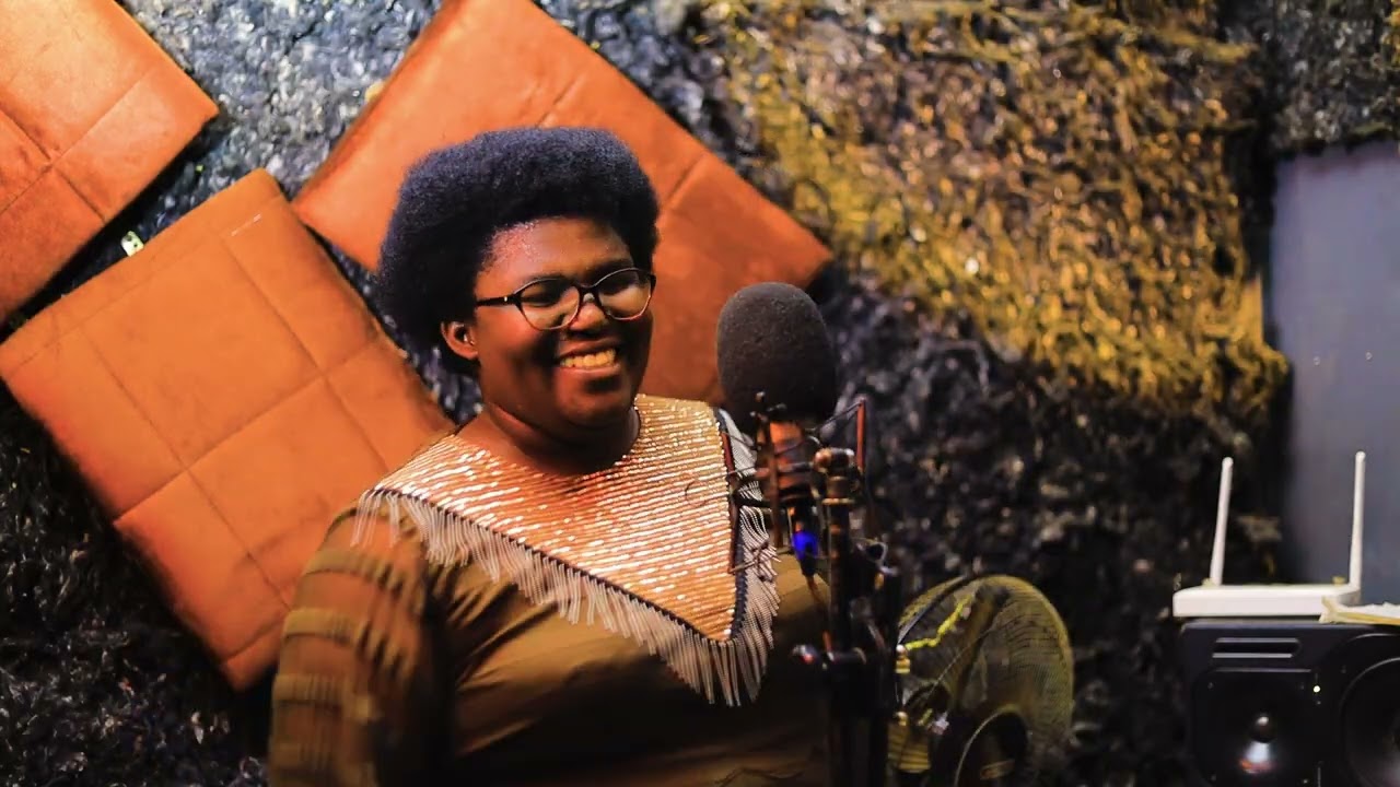 NTIHEMUKA BY MAMA LUCKY.     TARAMANA  na mama lucky mundirimbo nshyashya ashyize hanze nonaha 