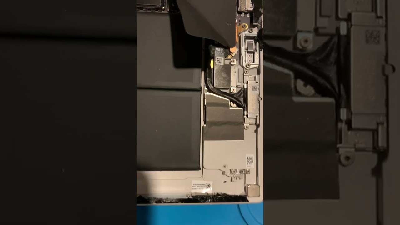 Surface Pro 7 Plus insides