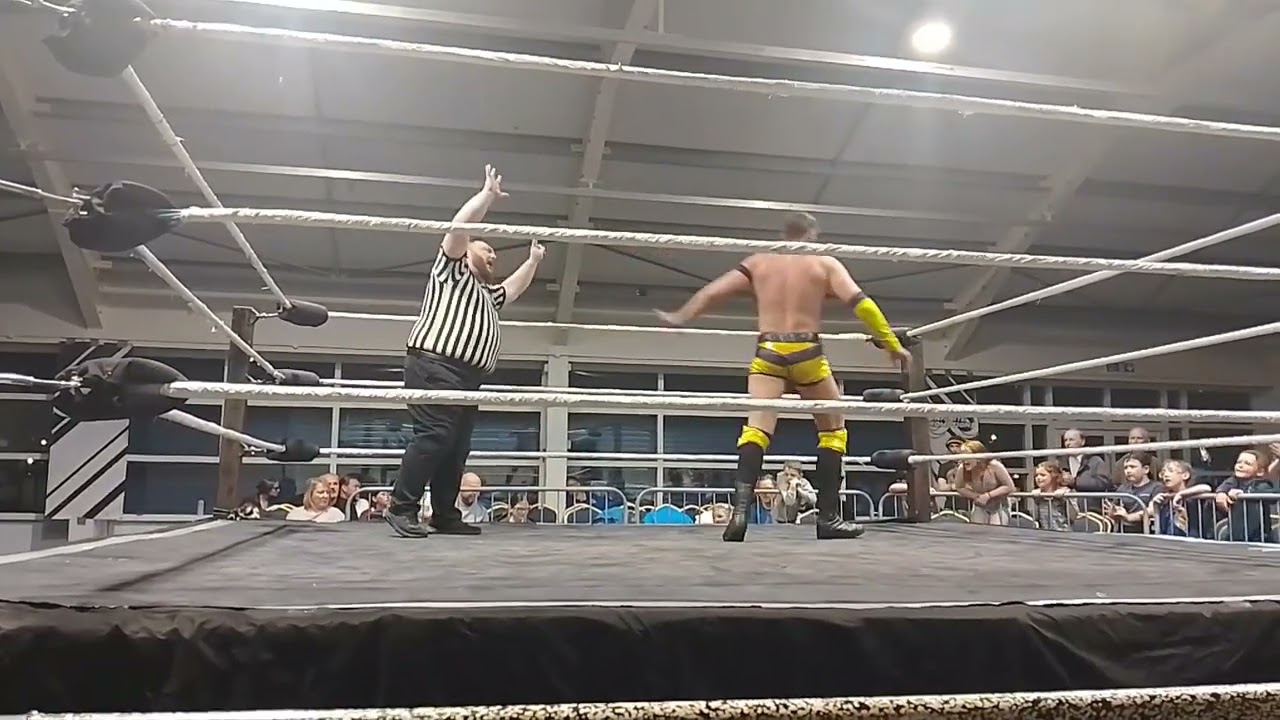 Joey Hayes vs Joe Kessler - Infinite Promotions 