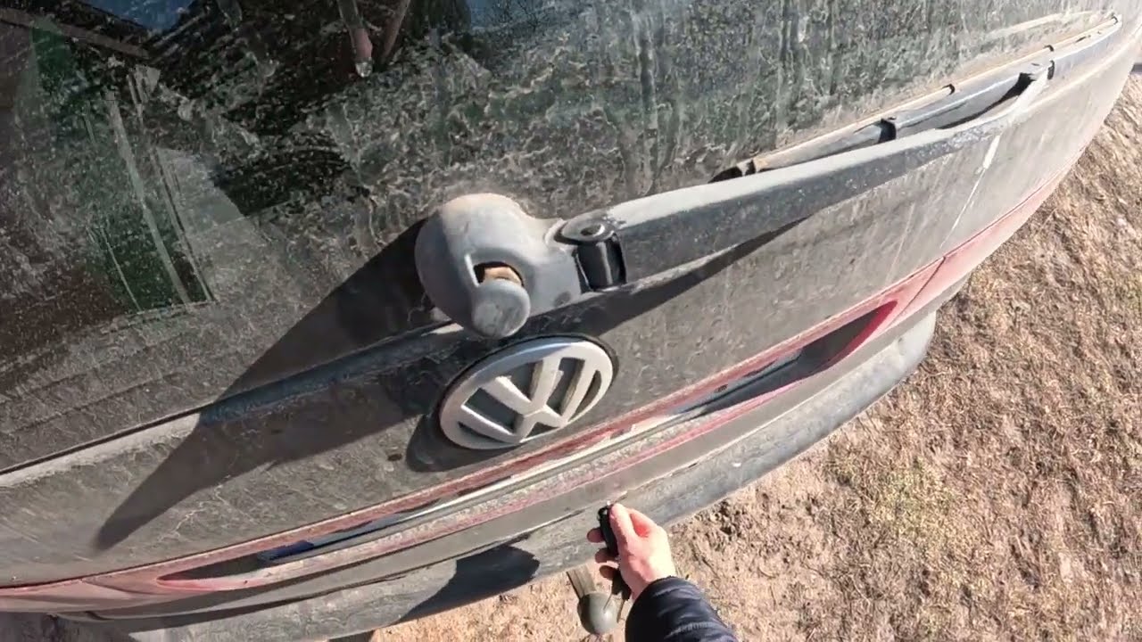 Volkswagen Sharan 1.8T i popsuty mechanizm otwierania tylnej klapy