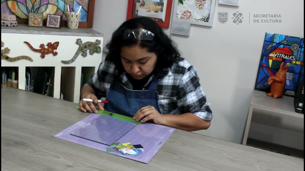 C&oacute;mo hacer teselas aplicando papel y tela - FARO Tl&aacute;huac