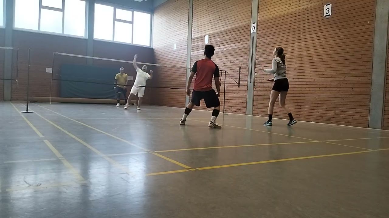 Badmin Karo platnas ( seng wedok)