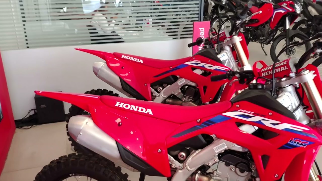 CRF 250 e 450 rx, 2026. Monstros em duas rodas.