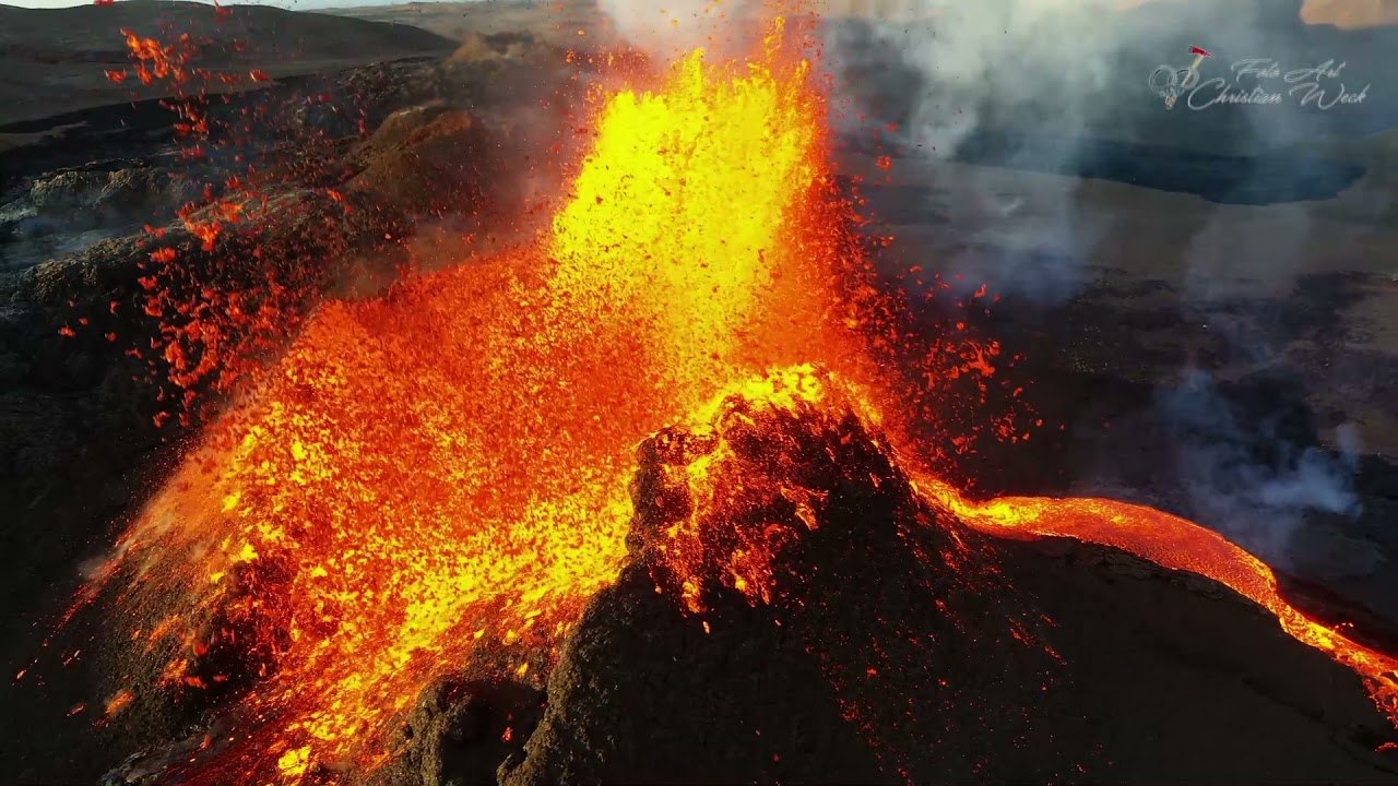 Incredible Drone Shots of the Geldingadalsgos Volcano Fagradalsfjall