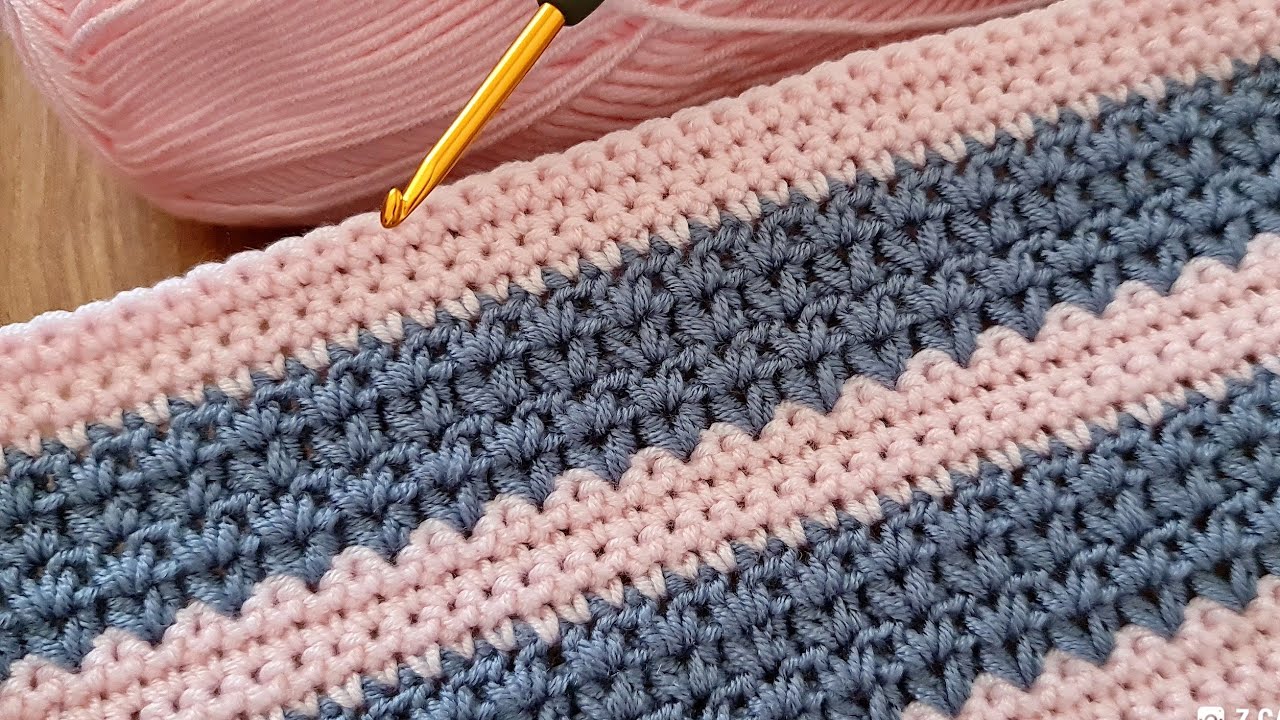 Великолепный узор спицами, который очень легко связать начинающим.